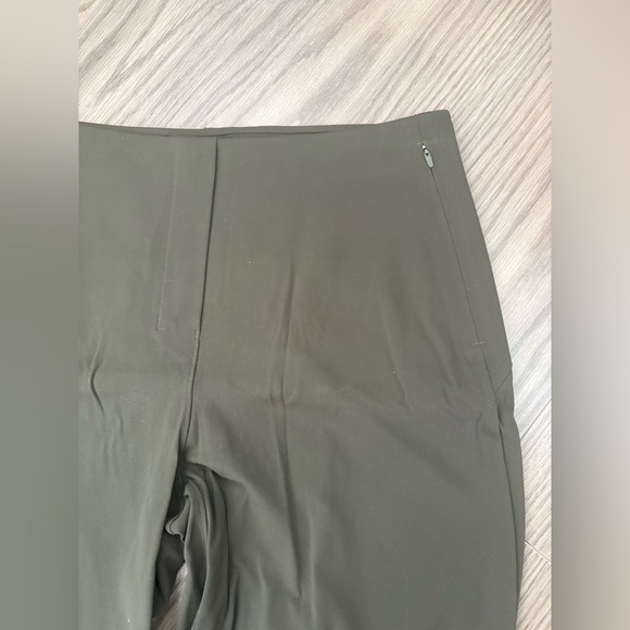 lululemon Smooth-Fit Pull-On High-Rise Pant - Picture 3 of 7